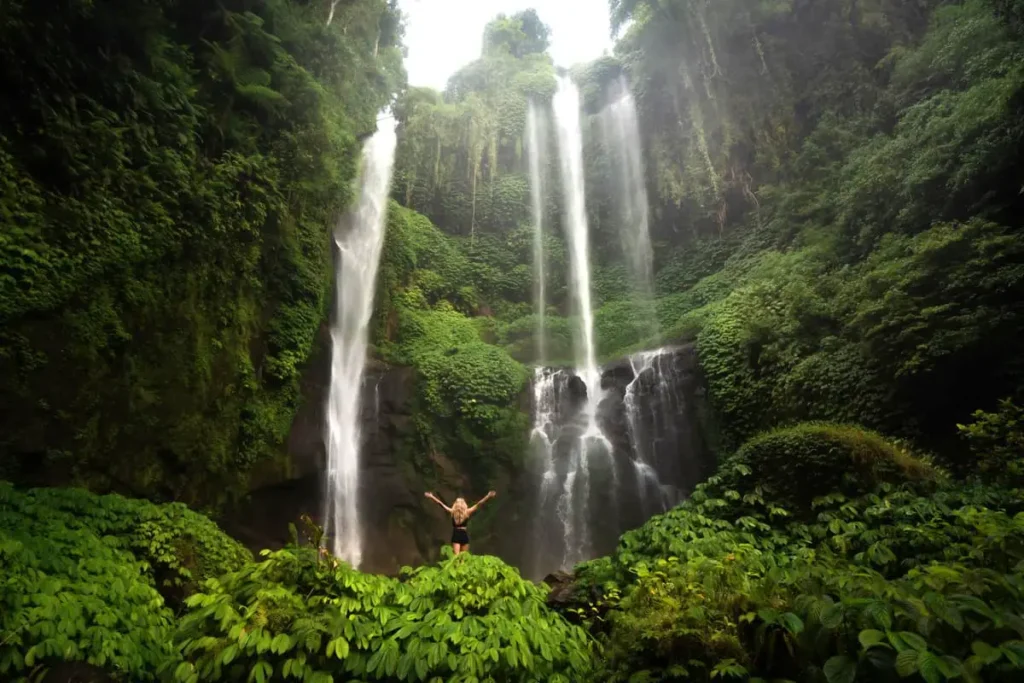 sekumpul-waterfall