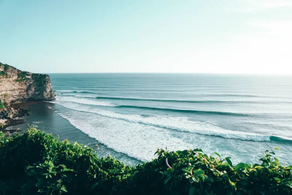 uluwatu-surfing
