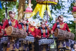 Balinese gamelan, Bali's music culture in it's many ceremonies