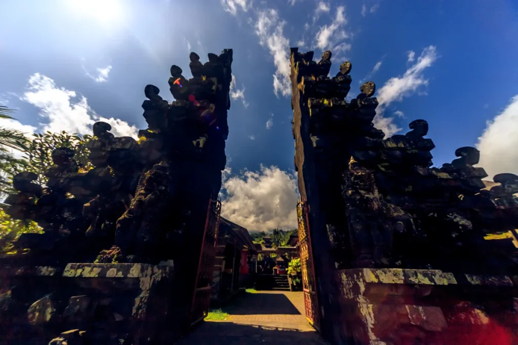Bali travel could be amazing without us leaving too much carbon footprints and being eco-friendly