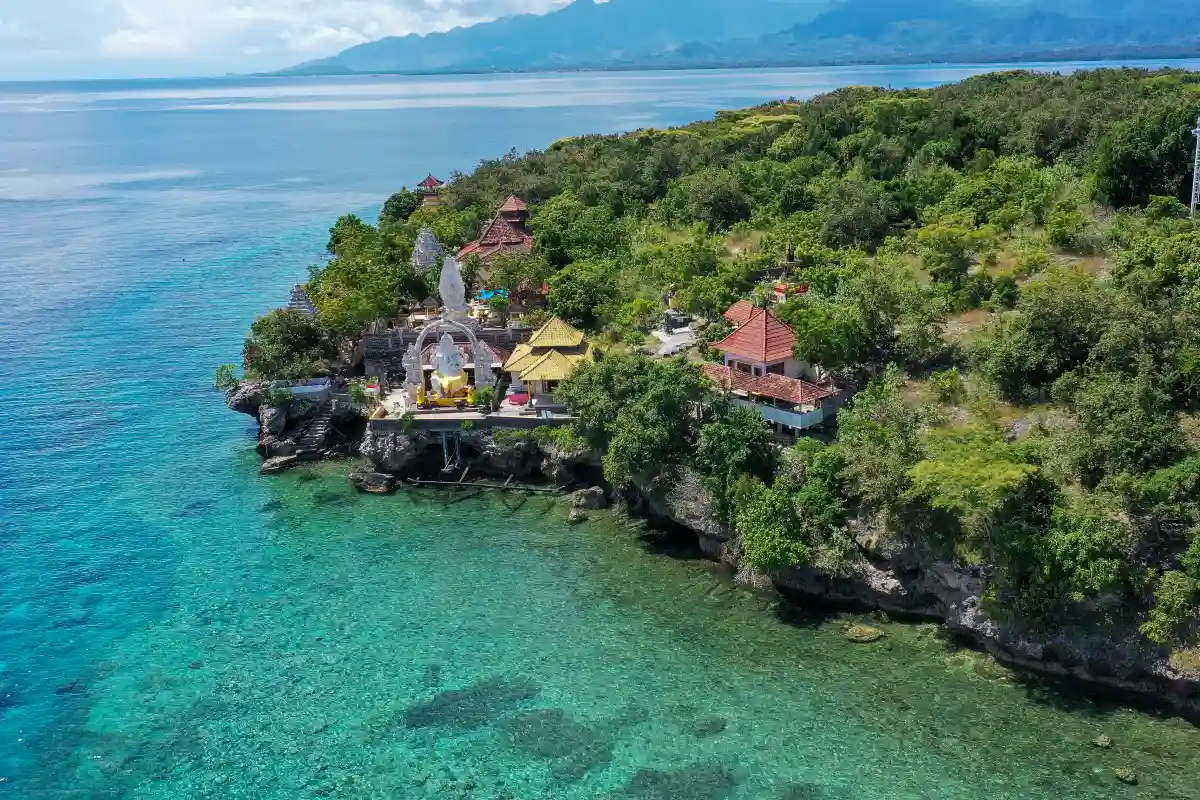 Menjangan isand from above