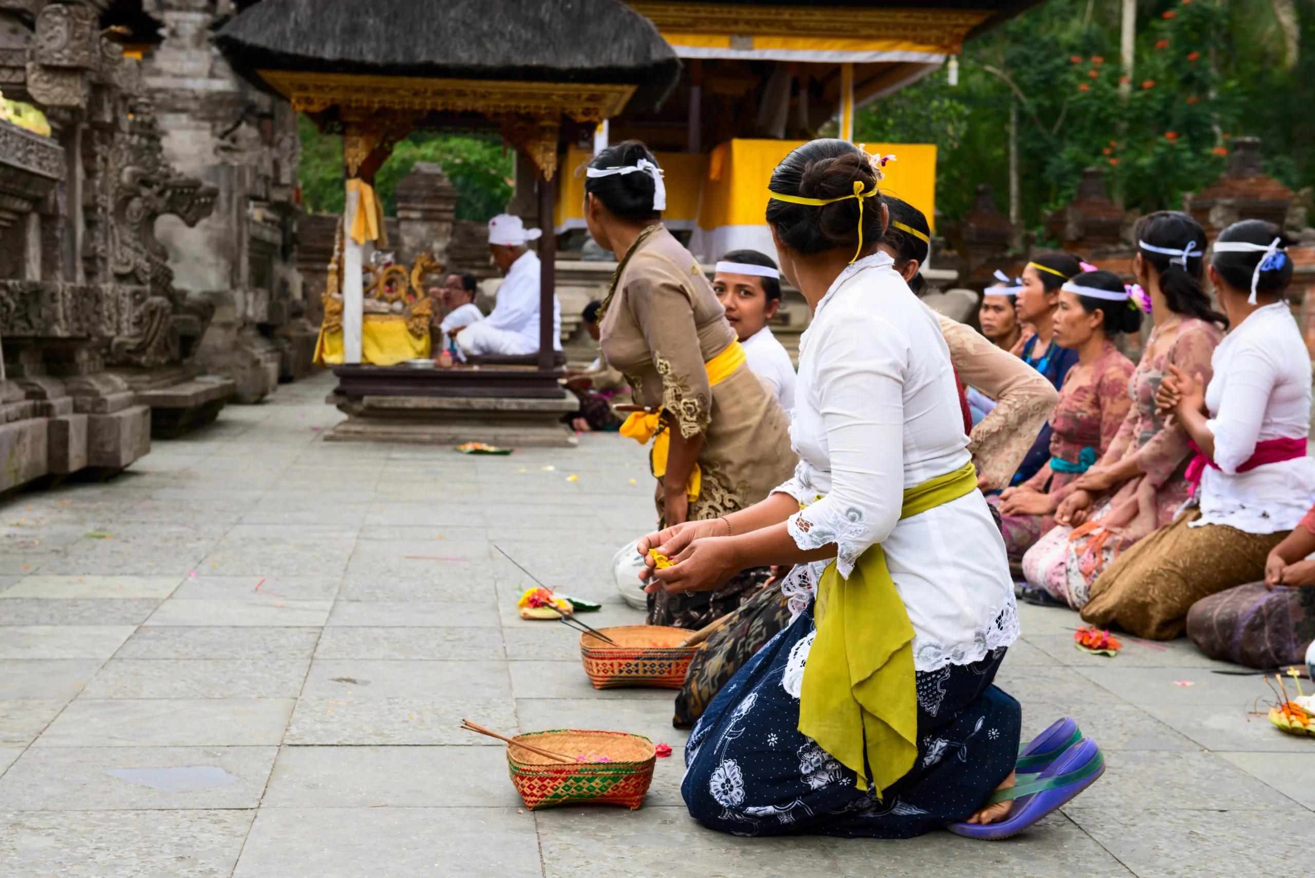 Balinese Temple Etiquette and Cultural Traditions